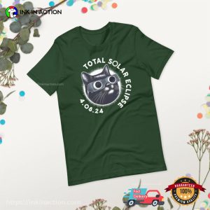 Funny Cat Total Solar Eclipse April 8 2024 T-Shirt