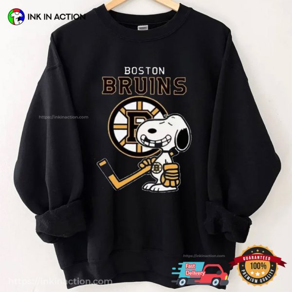 Snoopy Boston Bruins Hockey T-shirt