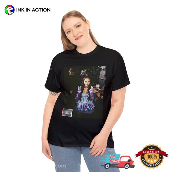 Funny Olivia Rodrigo Backstage Photo Graphic T-Shirt