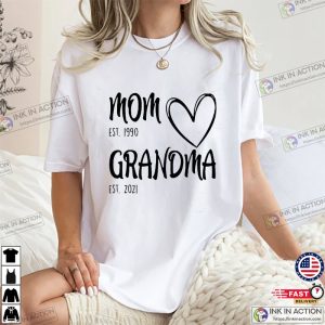 Personalised Mom Est Grandma Est, , Gift Ideas For Becoming Grandma Shirt 4
