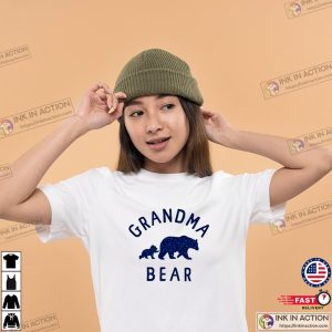 Womens Grandma Bear Funny Grandma Shirts