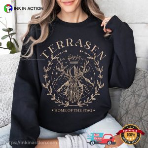 Terrasen Home Of The Stag Throne of Glass Art Tee 3