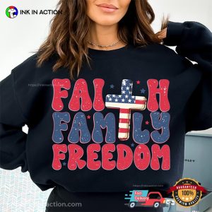 Vintage Faith Family Freedom American Flag T shirt 3