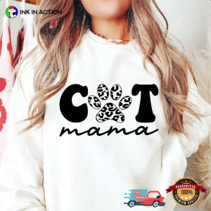 Cat Mama Pawn T-shirt