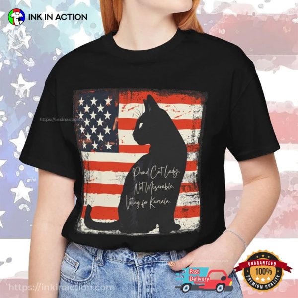 Proud Cat Lady Voting For Kamala Harris 2024 T-shirt