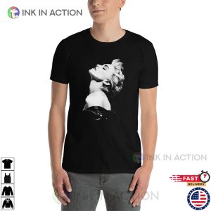 1994 Madonna Fashionable Retro Graphic T-shirt