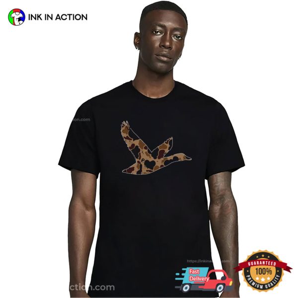 Duck Hunting Goose Camo Hunter Tee