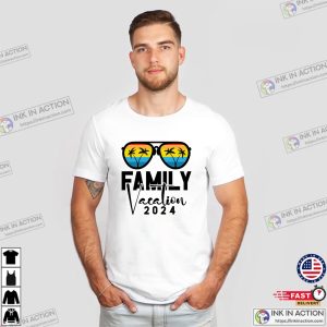 Family Vacation 2024 Vintage Retro 90s Tee