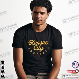 Kansas City Football Retro Style Basic Tee