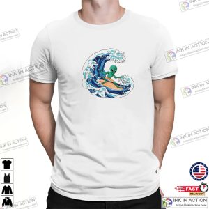 Martian Alien Surfing on a Great Wave Funny T-shirt