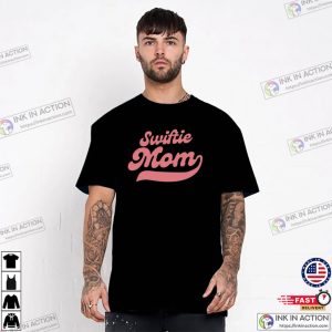 Swiftie Mom Taylor Swift Fan Mom T Shirt 1