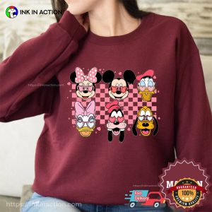 Valentine's Checkered Mickey And Friends Disneyland T shirt 1