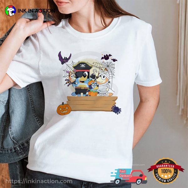 BLUEY Halloween Family Unisex T-shirt