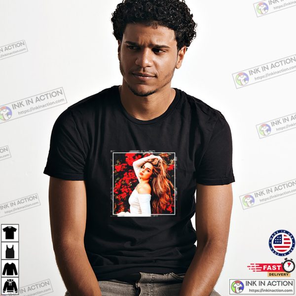 Beautiful Addison Rea Photo Fan T-shirt