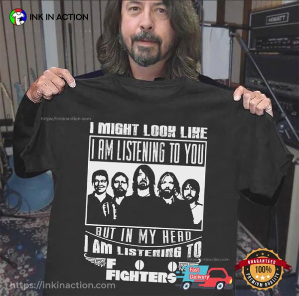 I’m Listening To Foo Fighters Dave Grohl Retro 90s T-shirt