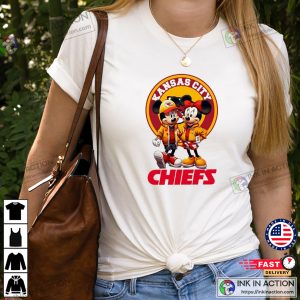 Mickey And Minnie Mouse Kansas City Chiefs Fan Disney T-shirt