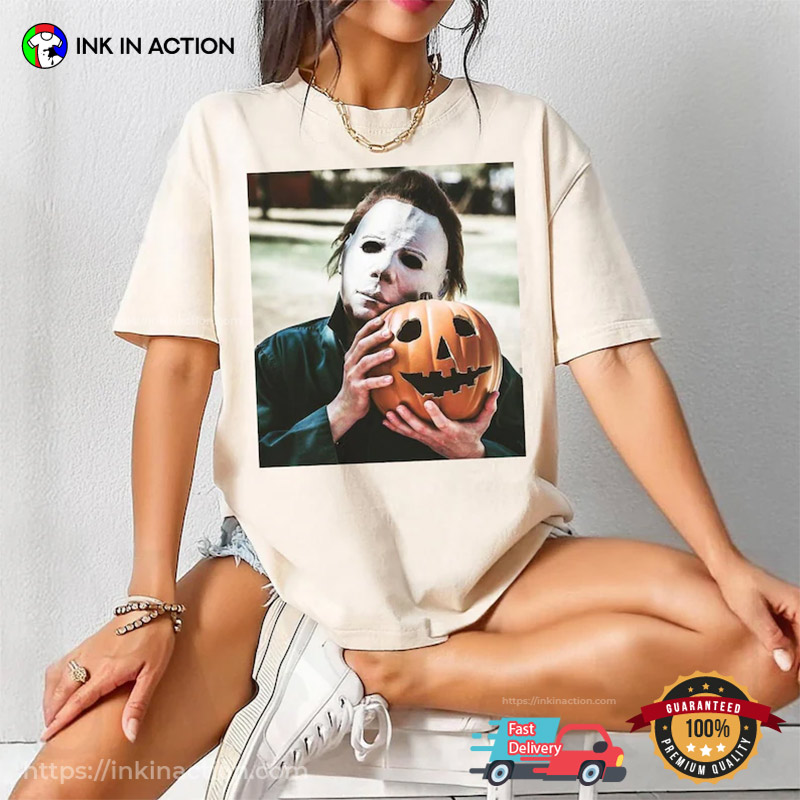 Vintage Michael Myers Halloween Comfort Color Tee Vintage Michael Myers Halloween Comfort Color Tee
