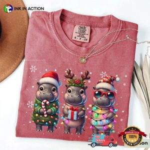 Baby Hippo Moo Deng Xmas Comfort Colors T-shirt