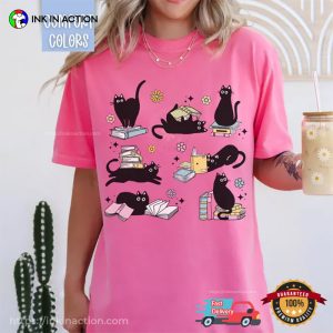 Cat Bookworm Kitten Reading Comfort Colors T-shirt 1