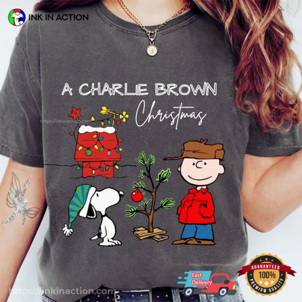 Snoopy And Charlie Brown Woodstock Merry Christmas Comfort Colors Shirt