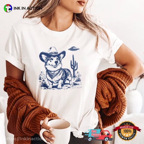 Cowboy Corgi Dog And UFO Western Vintage T-shirt