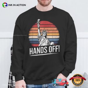 Resist Resistance Statue Of Liberty Hands Off Protest T-shirt