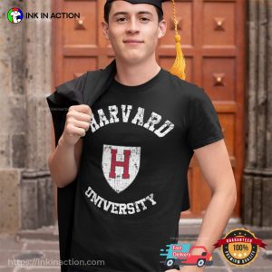 Harvard University Logo Retro T-shirt
