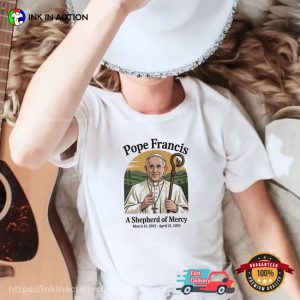 Pope Francis A Shepherd Of Mercy Graphic Art T-shirt