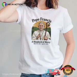 Pope Francis A Shepherd Of Mercy Graphic Art T-shirt