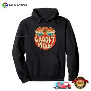 Groovy Mom 70s Aesthetic Nostalgia T-shirt