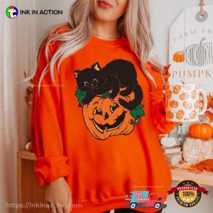 Black Cat On Pumpkin Retro 90s Halloween Comfort Colors Tee Black Cat On Pumpkin Retro 90s Halloween Comfort Colors Tee