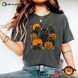 Black Cats And Pumpkins Halloween Comfort Colors T-shirt