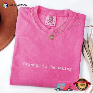 Grandma In The Making Comfort Colors Tee, grandparents day presents 2