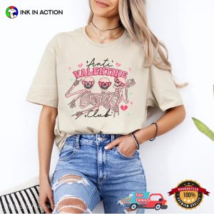Anti Valentine Club, Single Skeletons Group Comfort Colors T-shirt