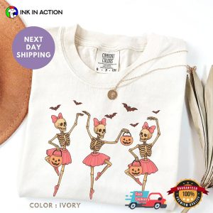 Halloween Dancing Skeleton Female Comfort Colors Tee