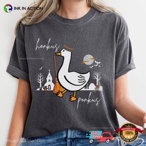 Halloween Witch Goose Honkus Ponkus Comfort Colors T-shirt Halloween Witch Goose Honkus Ponkus Comfort Colors T-shirt