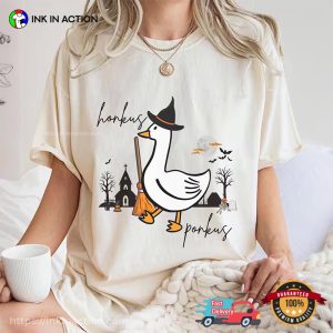 Halloween Witch Goose Honkus Ponkus Comfort Colors T-shirt