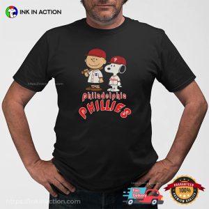 Philadelphia Phillies Baseball Snoopy And Charlie Brown T shirt 3