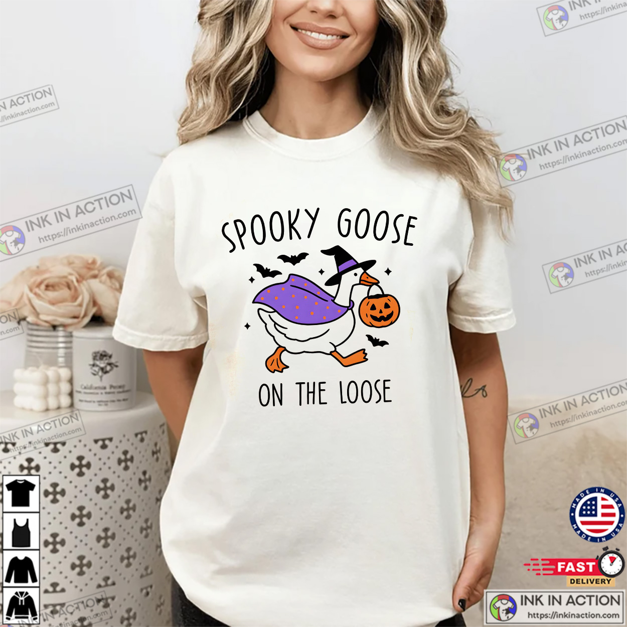Spooky Goose On The Loose Comfort Colors T-shirt Spooky Goose On The Loose Comfort Colors T-shirt