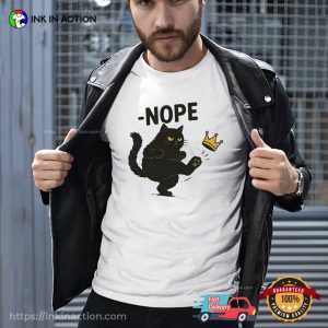 No Kings in America, Funny Political Meme T-Shirt