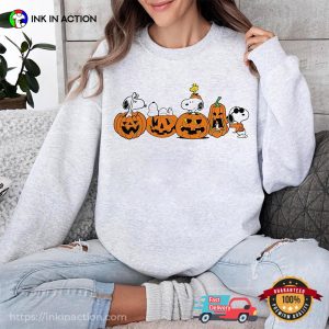 Peanuts Halloween Snoopy And Pumpkin T-shirt