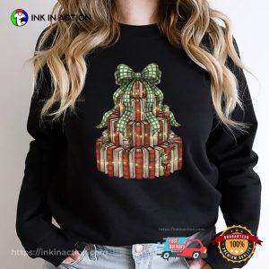Christmas Book Tree Gift Tee
