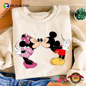 Mickey And Minnie Kissing Valentines Day Shirt Mickey And Minnie Kissing Valentines Day Shirt