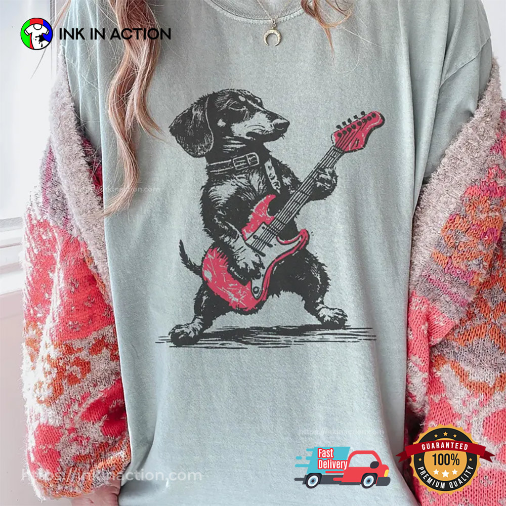 Vintage Dachshund Weenie Playing Guitar Comfort Colors Tee Vintage Dachshund Weenie Playing Guitar Comfort Colors Tee