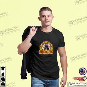 Vintage Eddie Shack Donuts Unisex T-shirt
