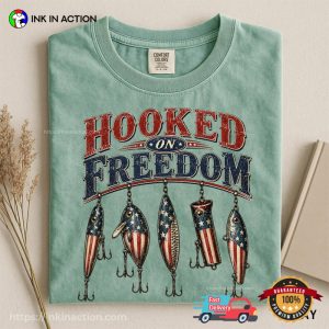 Hooked On Freedom Retro 4th Of July Patriotic Fishing Comfort Colors Shirt