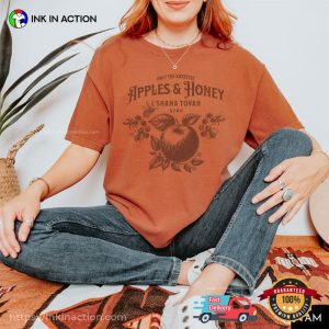 L'Shana Tovah Apples And Honey rosh hashanah greeting Comfort Colors Shirt 2 InkInAction.com