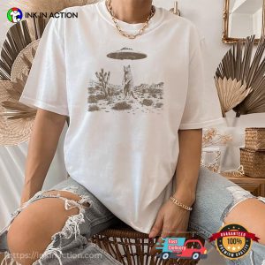 UFO Cat Western Funny Retro Sci Fi Alien Comfort Colors Shirt