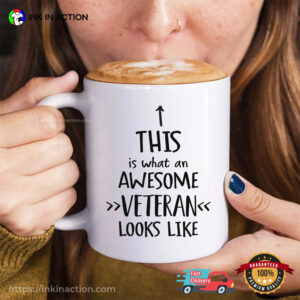 This Is What An Awesome Veteran Looks Like Funny Veterans Day Gifts Mug This Is What An Awesome Veteran Looks Like Funny Veterans Day Gifts Mug